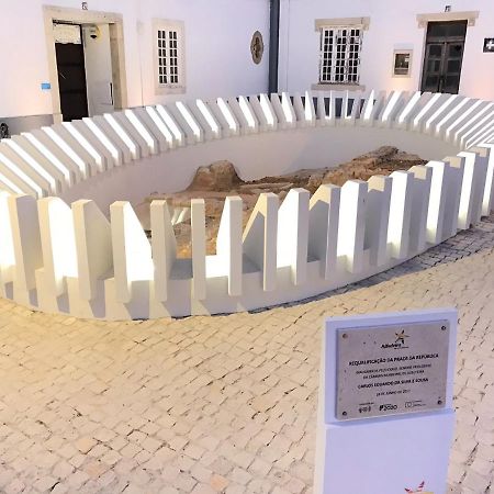 Casa "Os Amados" Lägenhet Albufeira Exteriör bild