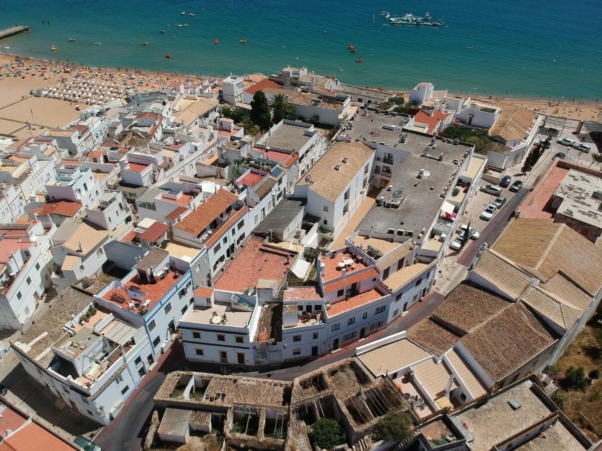Casa "Os Amados" Lägenhet Albufeira Exteriör bild