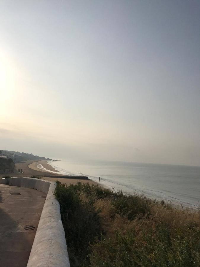 Casa "Os Amados" Lägenhet Albufeira Exteriör bild